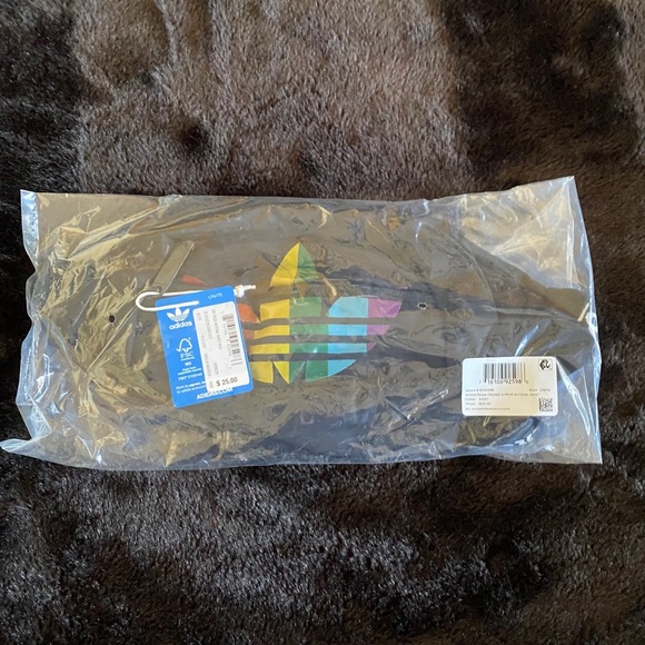 Adidas Waist Pack “Equality” - Picture 2 of 6